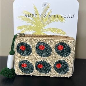 America & Beyond | Beaded Olive Martini Vibe Wallet 🍸🫒